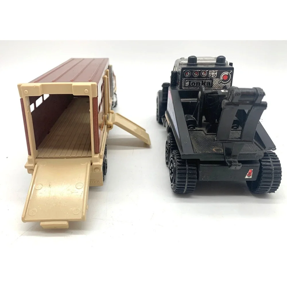 Tonka Diecast Vehicle Lot 4pc Red Black Tan Vintage 1980s Emergency Tow Horse